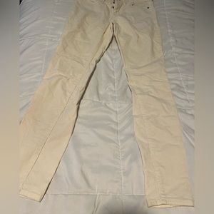 Gap cream/off white corduroy skinny pant